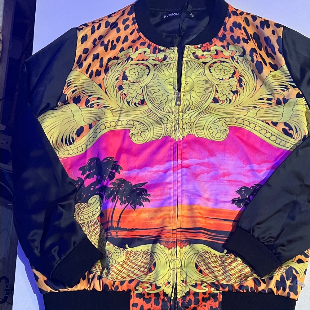 Hudson “ Versace style” sunset, leopard print jacket 3XL